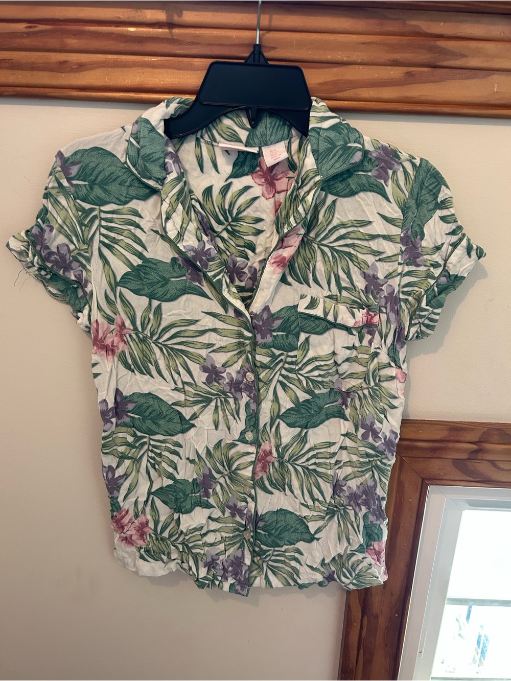 Tommy Bahama White Button-Down PJ Top with Green Leaf and Purple-Pink Floral